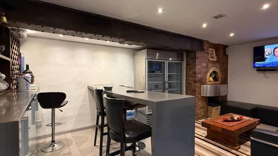To Let commercial Property for Rent in De Waterkant Western Cape